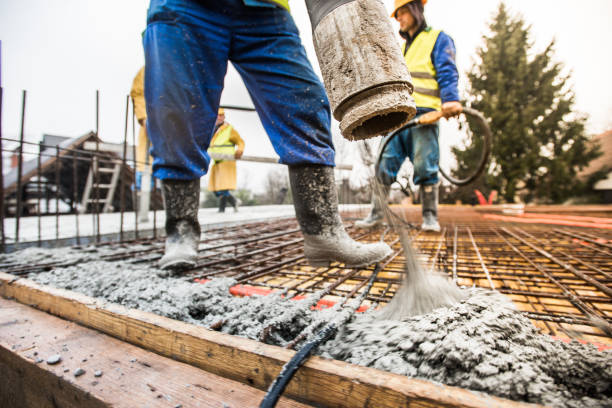 Best Local Concrete Companies  in Sunnyside, WA